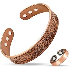 Elegant Adjustable Cuff Bracelet with 3500 Gauss Magnets - Vintage Floral Design